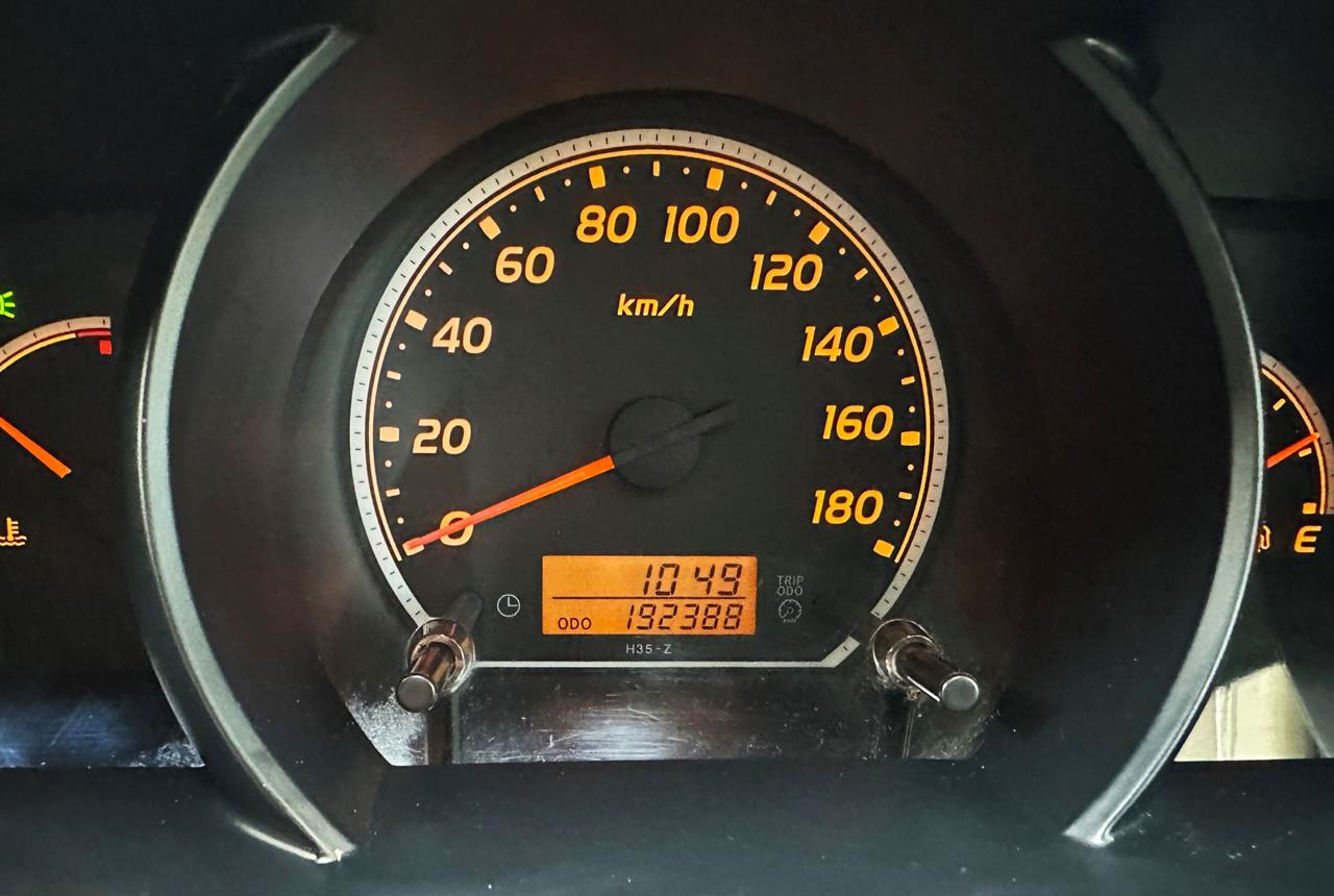 2009 Toyota Hiace