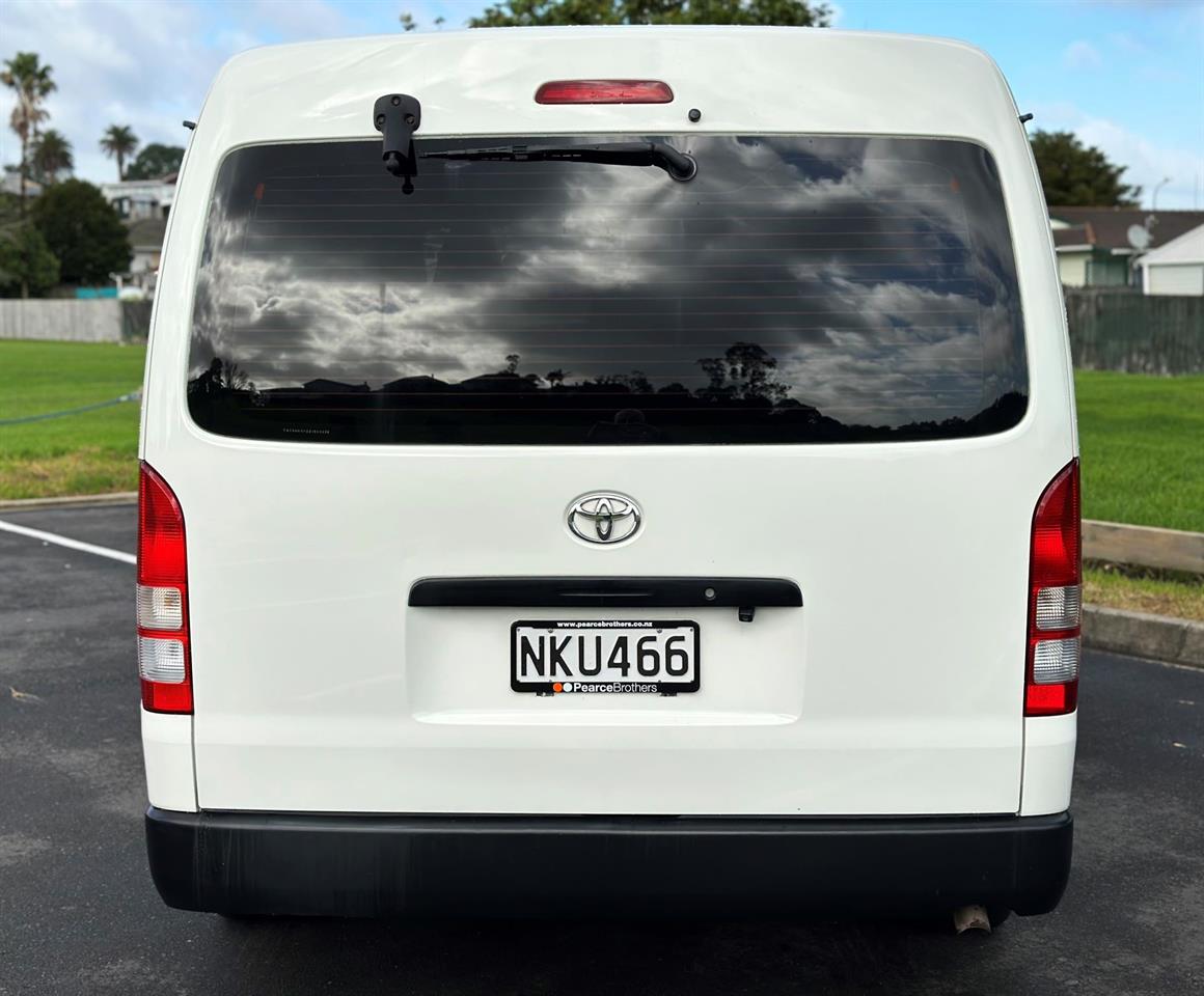 2009 Toyota Hiace