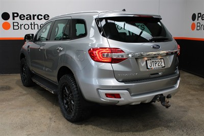 2016 Ford Everest - Thumbnail