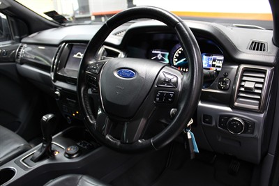 2016 Ford Everest - Thumbnail