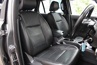 2016 Ford Everest - Thumbnail