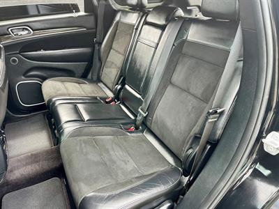 2018 Jeep Grand Cherokee - Thumbnail