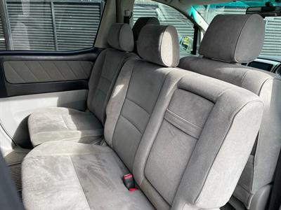 2004 Toyota Alphard - Thumbnail