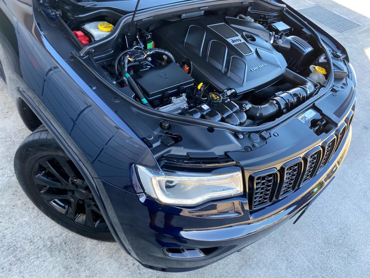 2019 Jeep GRAND CHEROKEE