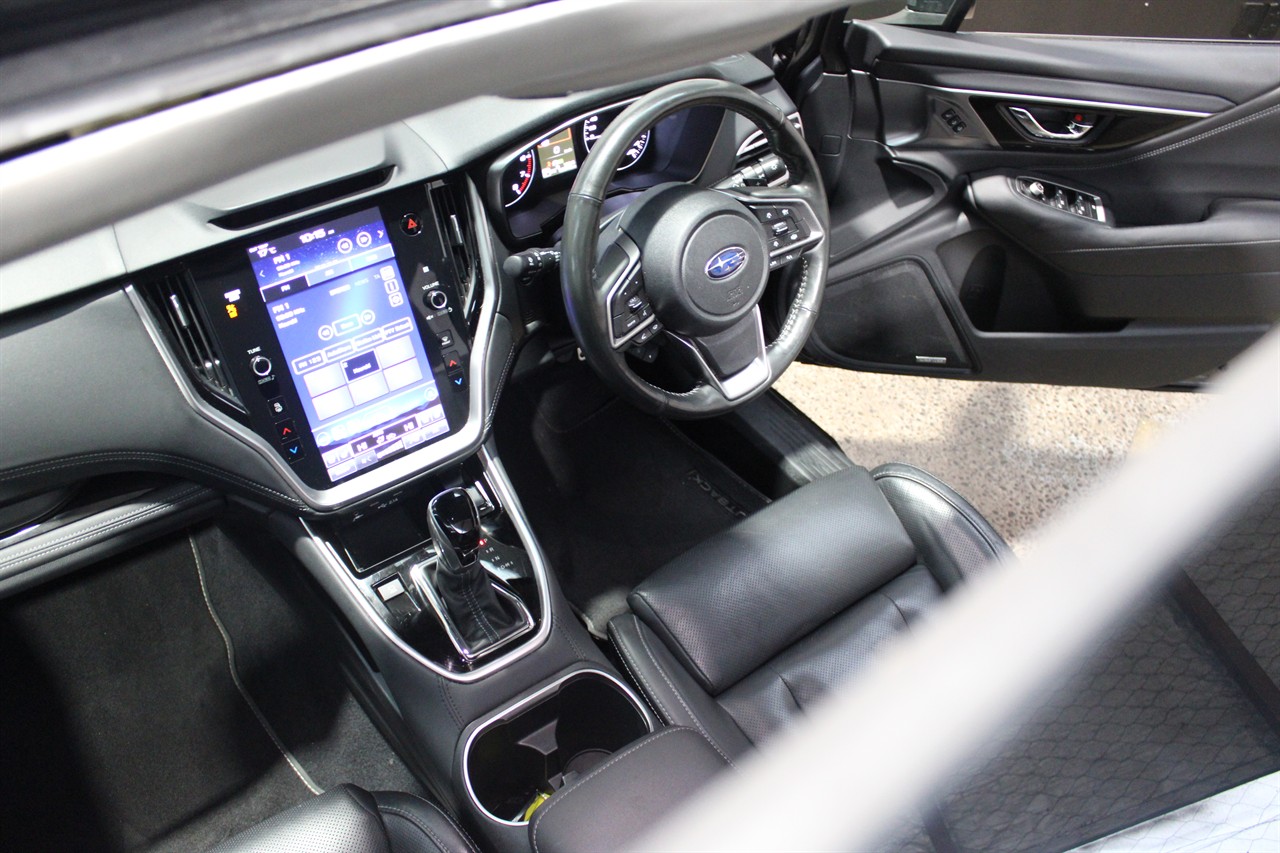 2022 Subaru OUTBACK