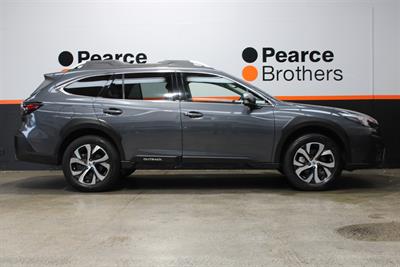2022 Subaru OUTBACK - Thumbnail