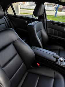 2009 Mercedes-Benz E 550 - Thumbnail