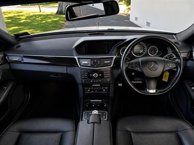 2009 Mercedes-Benz E 550 - Thumbnail