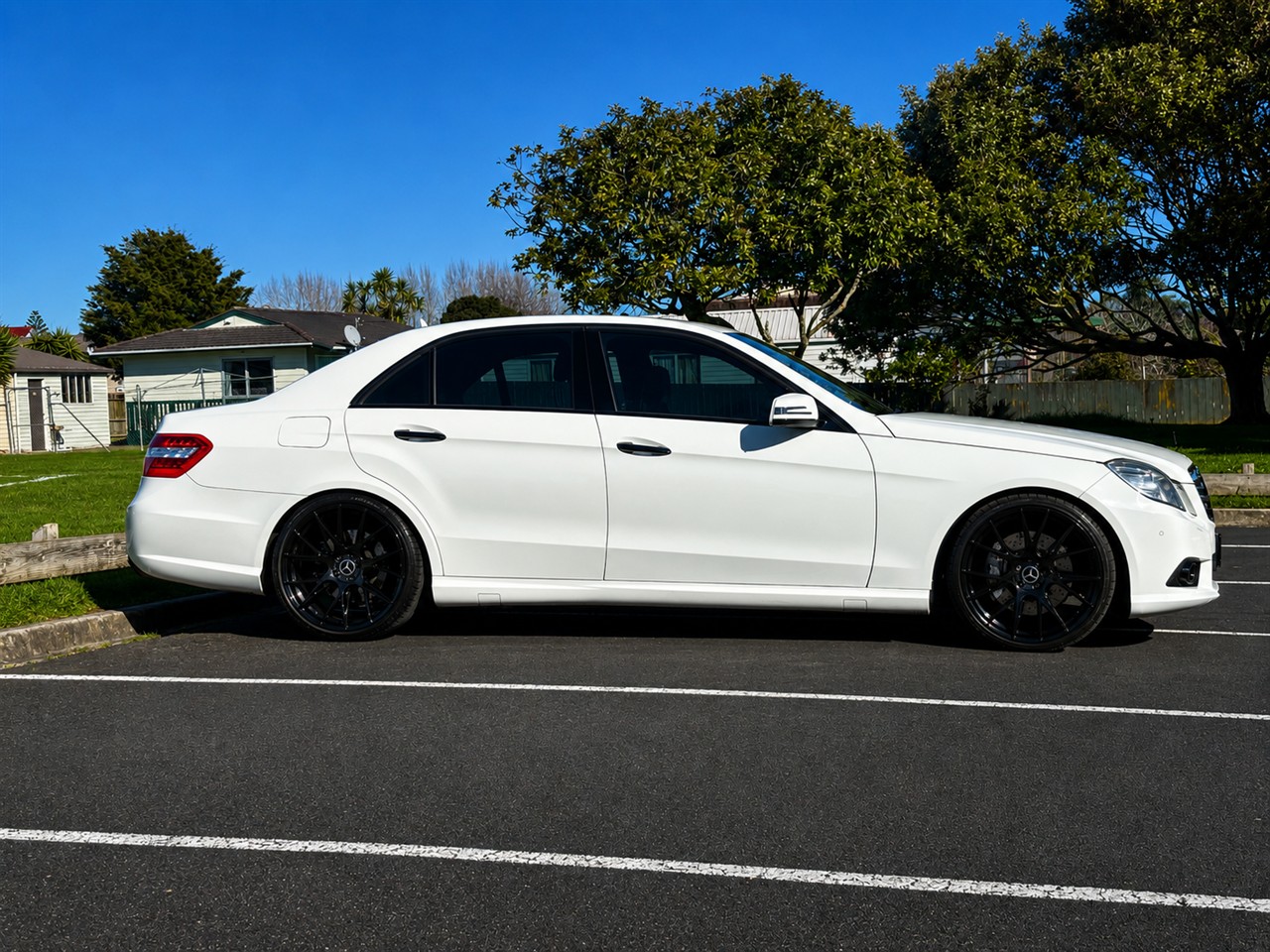 2009 Mercedes-Benz E 550