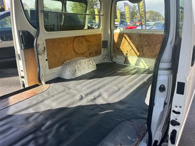 2016 Toyota Hiace - Thumbnail