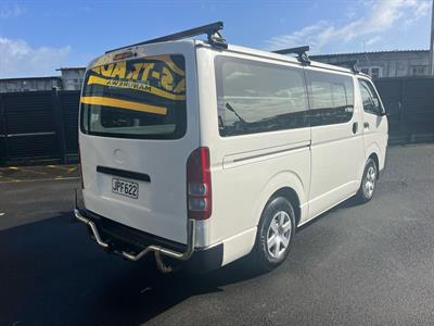 2016 Toyota Hiace - Thumbnail