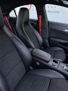 2017 Mercedes-Benz CLA 45 - Thumbnail
