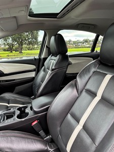 2014 Holden Commodore - Thumbnail