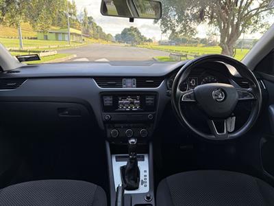 2015 Skoda Octavia - Thumbnail