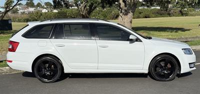 2015 Skoda Octavia - Thumbnail