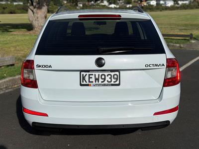 2015 Skoda Octavia - Thumbnail