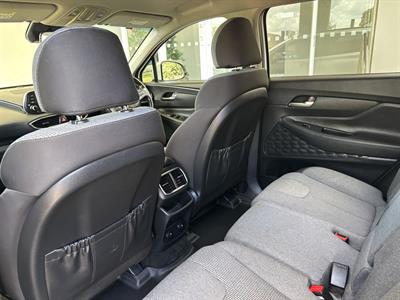 2020 Hyundai SANTA FE - Thumbnail