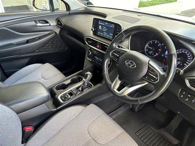 2020 Hyundai SANTA FE - Thumbnail