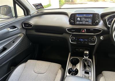 2020 Hyundai SANTA FE - Thumbnail