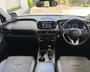 2020 Hyundai SANTA FE - Thumbnail