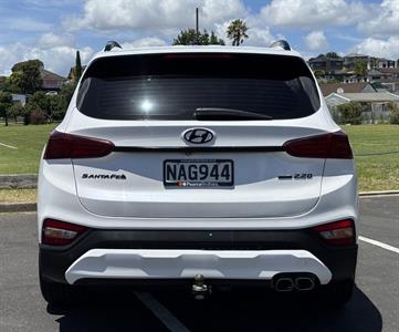 2020 Hyundai SANTA FE - Thumbnail