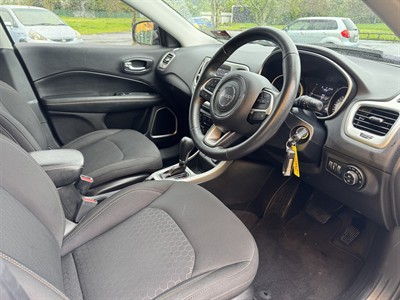 2019 Jeep Compass - Thumbnail