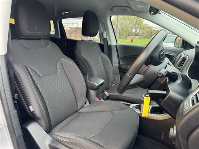 2019 Jeep Compass - Thumbnail