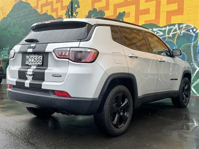 2019 Jeep Compass - Thumbnail