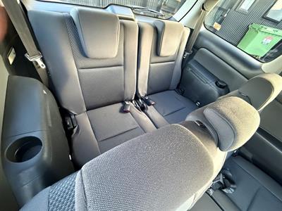 2004 Toyota Wish - Thumbnail