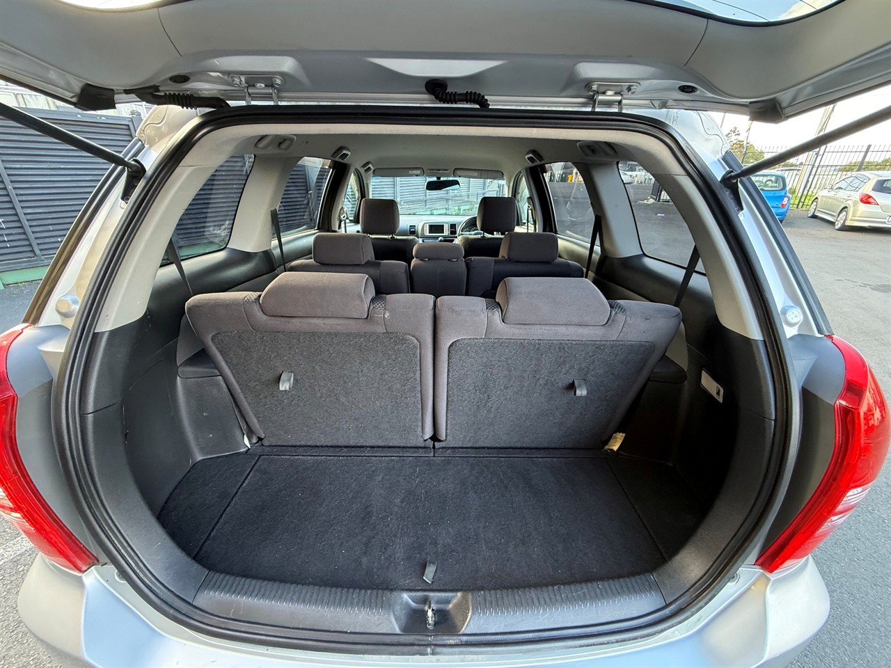 2004 Toyota Wish