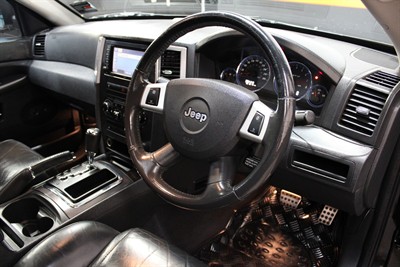 2011 Jeep Grand Cherokee - Thumbnail