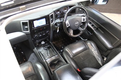 2011 Jeep Grand Cherokee - Thumbnail