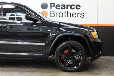 2011 Jeep Grand Cherokee - Thumbnail