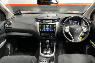 2021 Nissan Navara - Thumbnail
