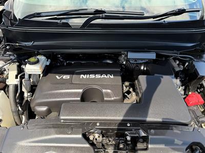 2019 Nissan Pathfinder - Thumbnail