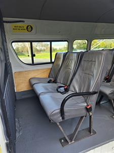 2009 Toyota Hiace - Thumbnail
