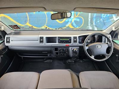 2009 Toyota Hiace - Thumbnail