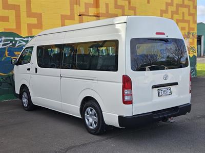 2009 Toyota Hiace - Thumbnail