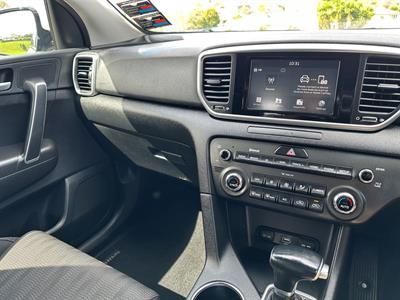 2019 Kia SPORTAGE - Thumbnail