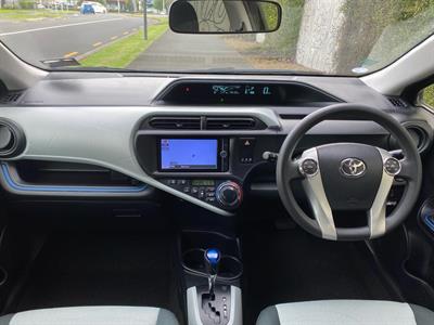 2014 Toyota Aqua - Thumbnail