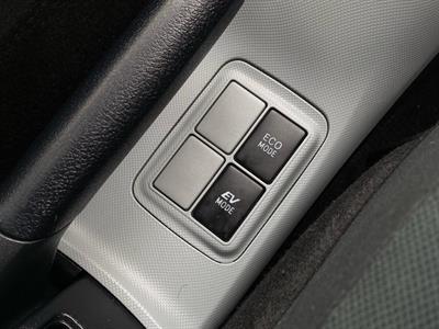 2014 Toyota Aqua - Thumbnail