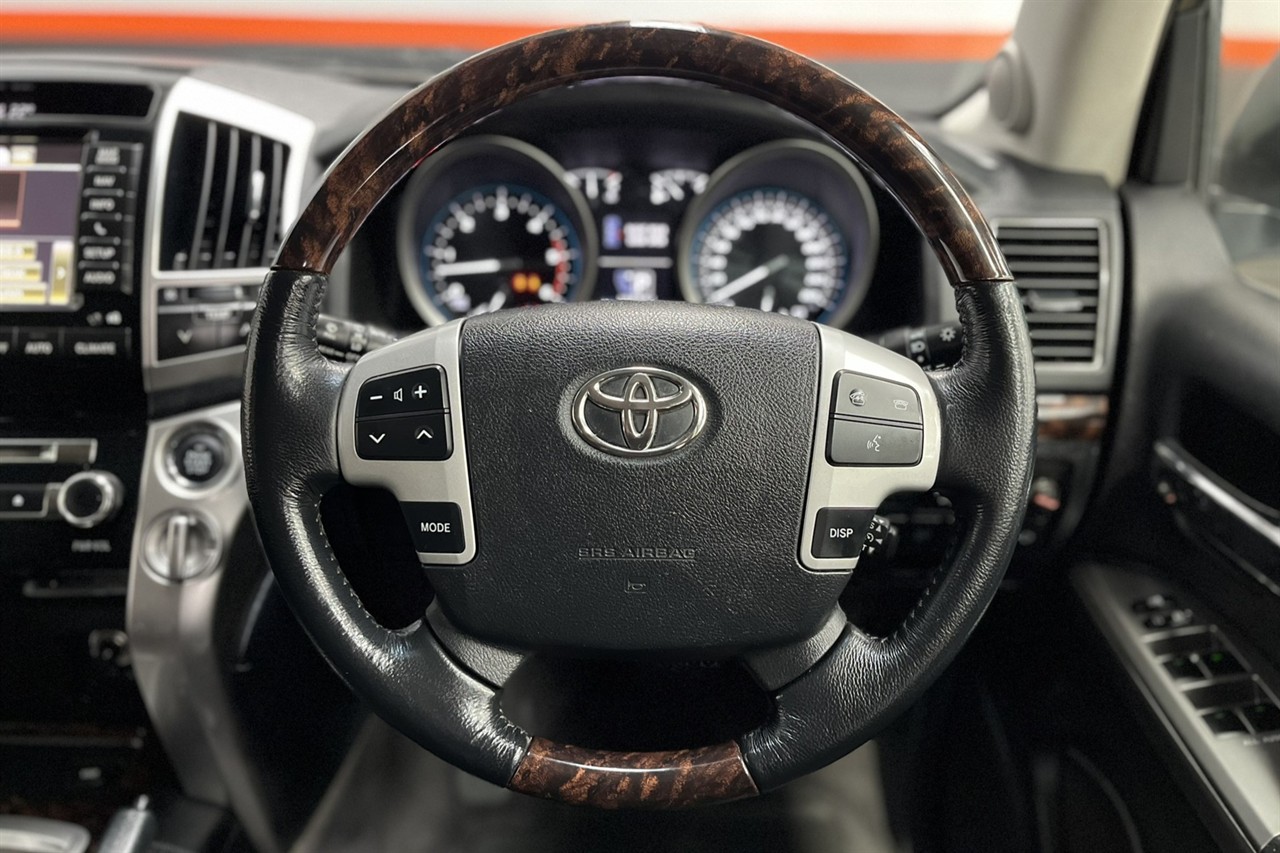2014 Toyota LandCruiser