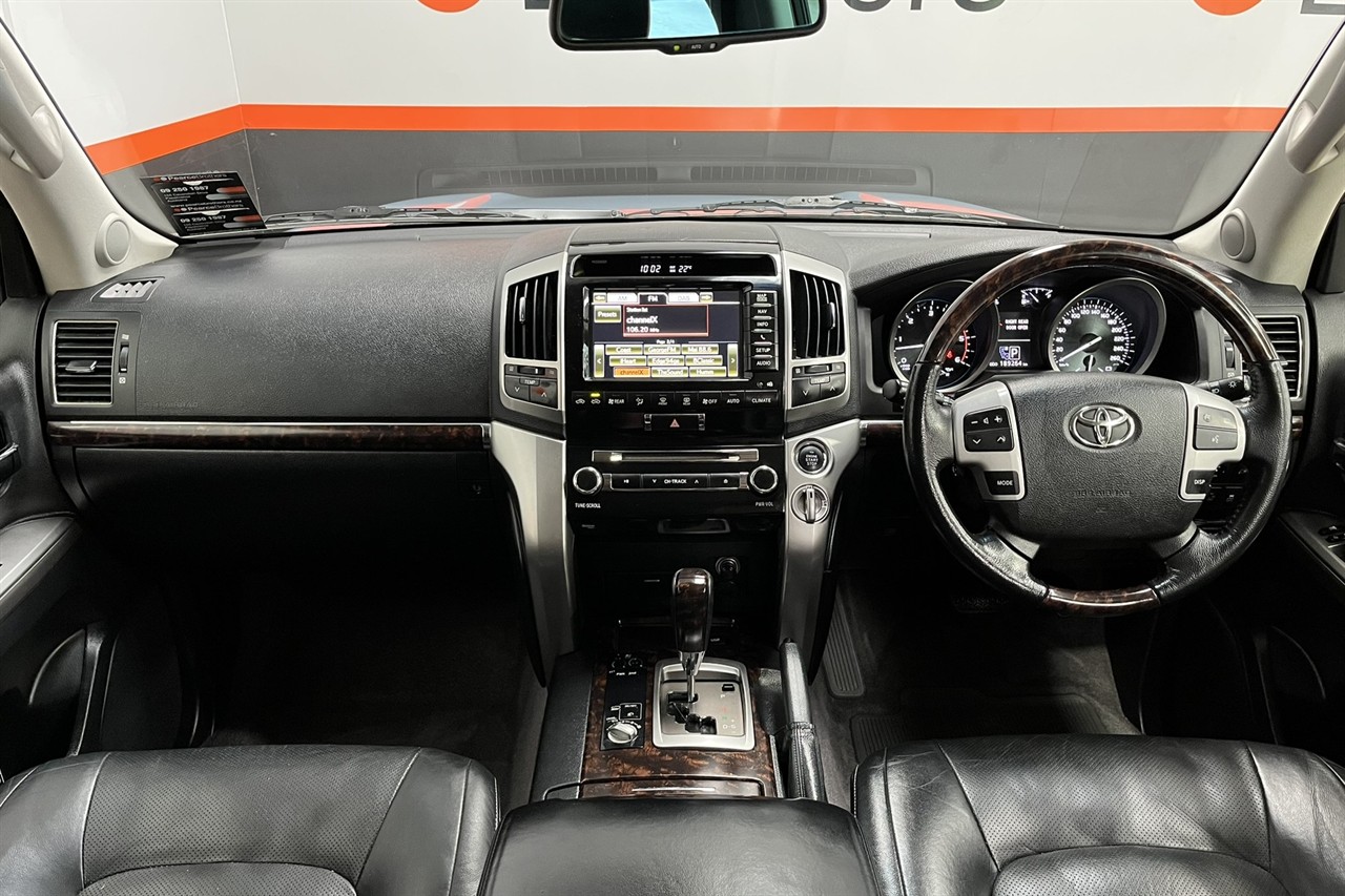 2014 Toyota LandCruiser