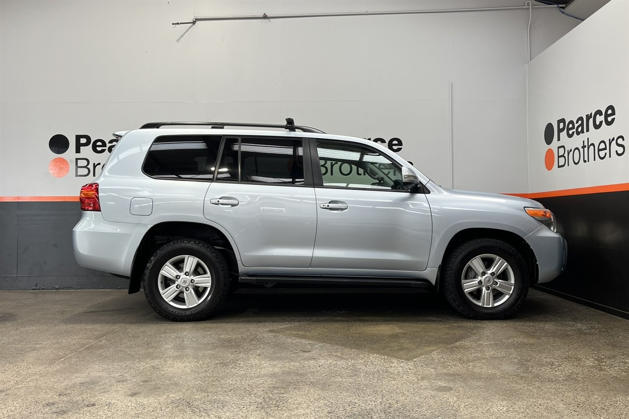2014 Toyota LandCruiser