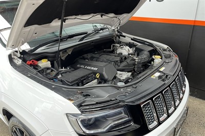 2014 Jeep Grand Cherokee - Thumbnail