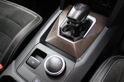 2024 Volkswagen Amarok - Thumbnail