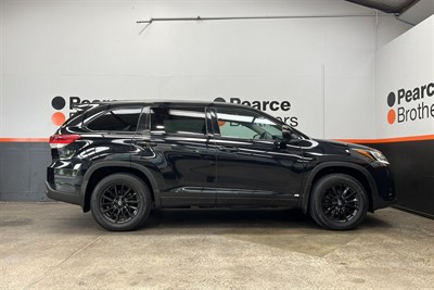 2017 Toyota HIGHLANDER - Thumbnail