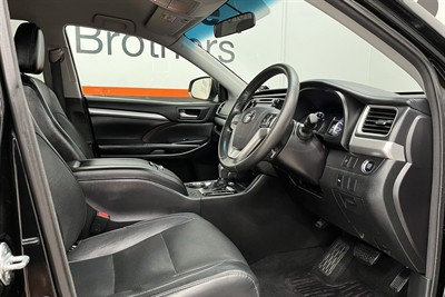2017 Toyota HIGHLANDER - Thumbnail