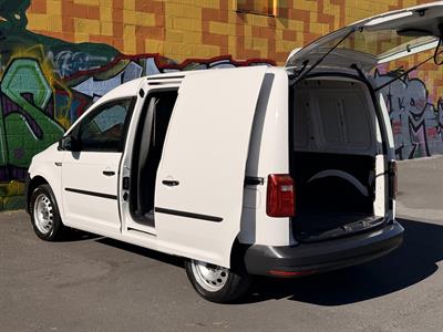 2016 Volkswagen Caddy - Thumbnail