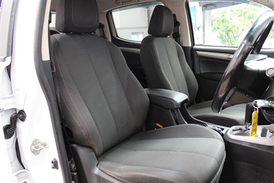 2017 Holden Colorado - Thumbnail